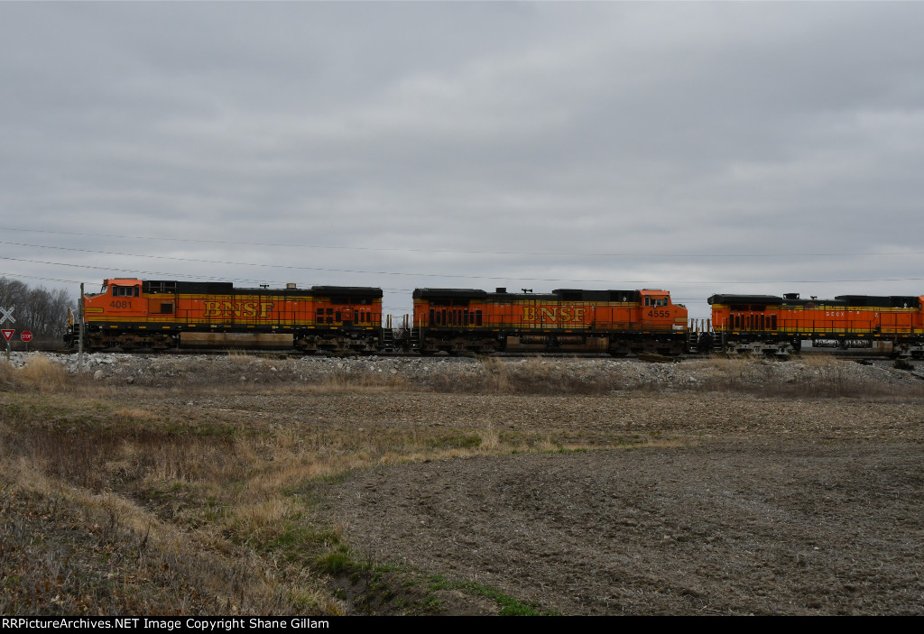 BNSF 4555 Roster shot